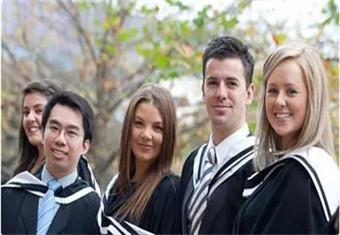 2019年英國大學畢業生就業市場報告出爐！